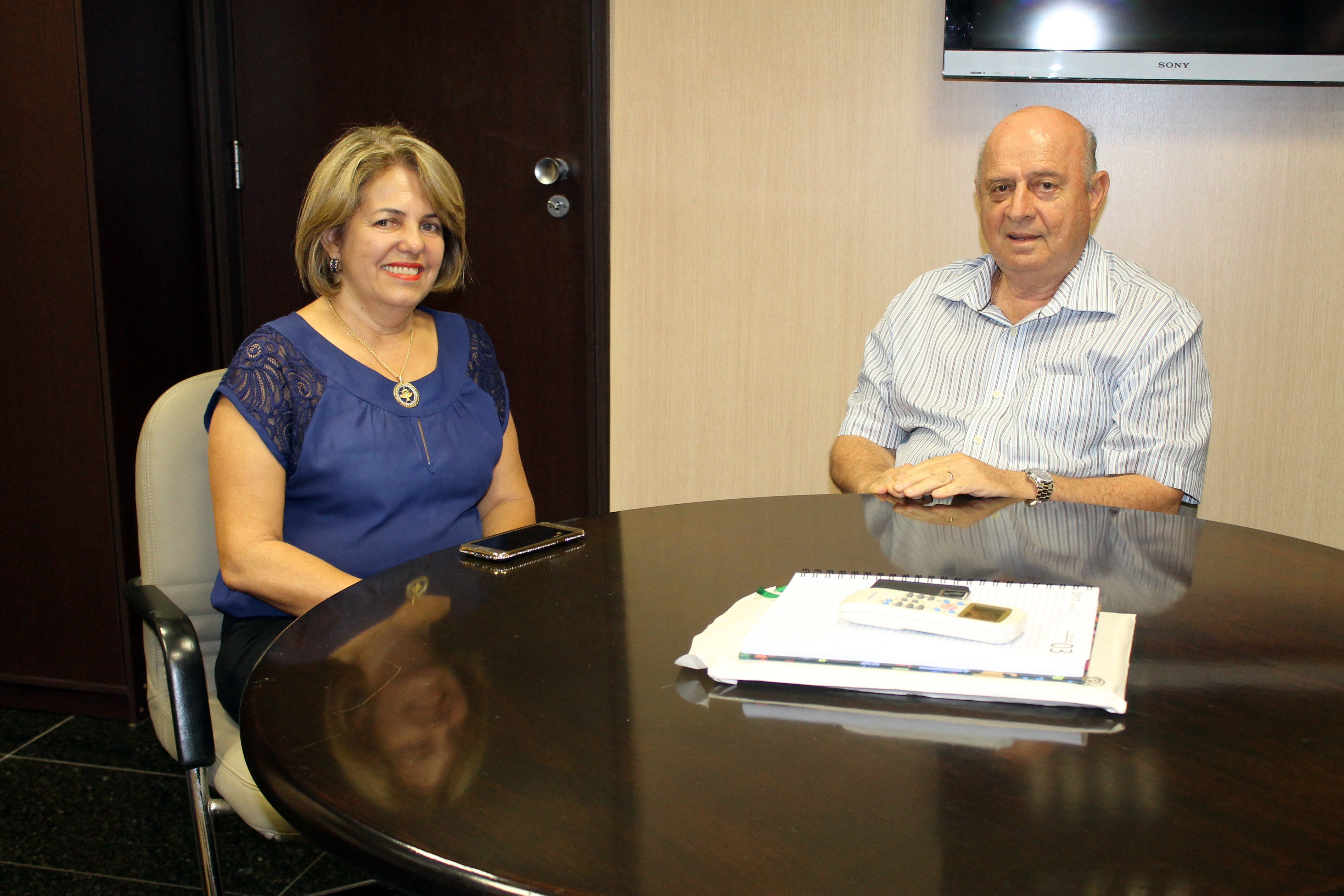 05.05.17 - Ex-prefeita de Manhumirim visita Braulio Braz.JPG (2.01 MB)