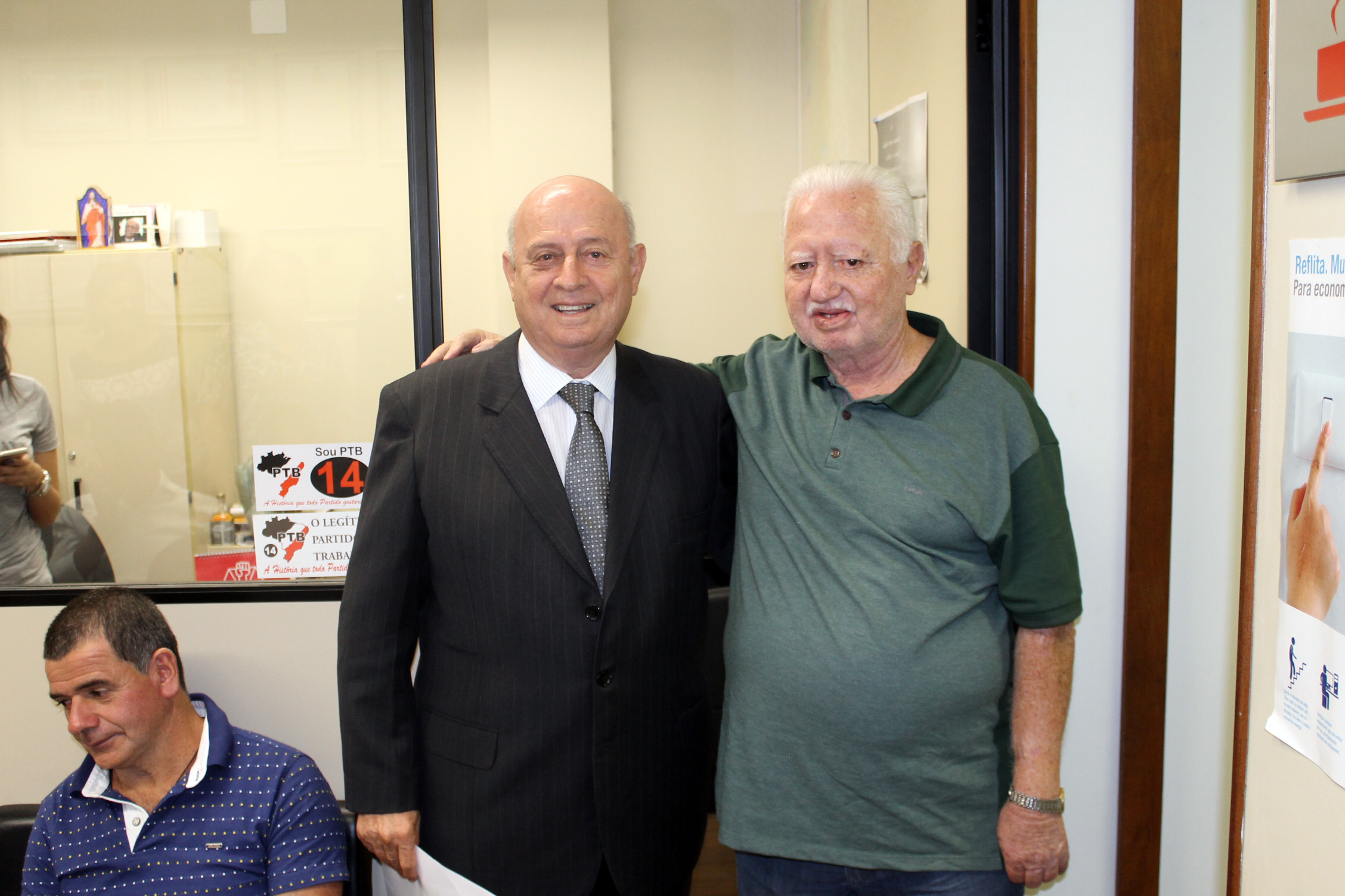 07.03.17 - Ex-prefeito de Ibi&aacute; visita deputado Braulio Braz.JPG (622 KB)