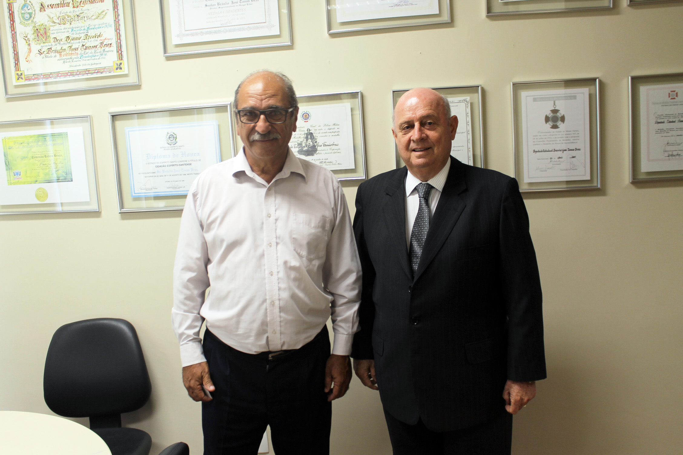 07.03.17 - Prefeito de Piedade do Rio Grande visita deputado Braulio Braz.JPG (587 KB)