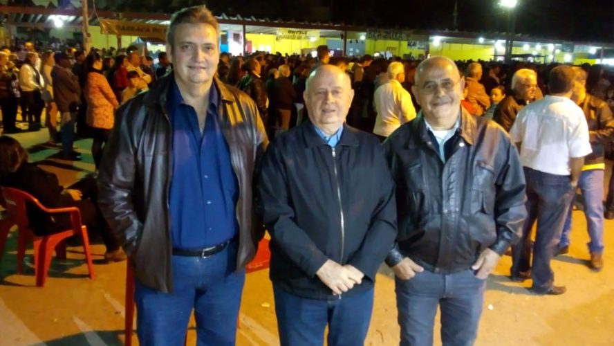 1-1-888x500.jpeg (75 KB)