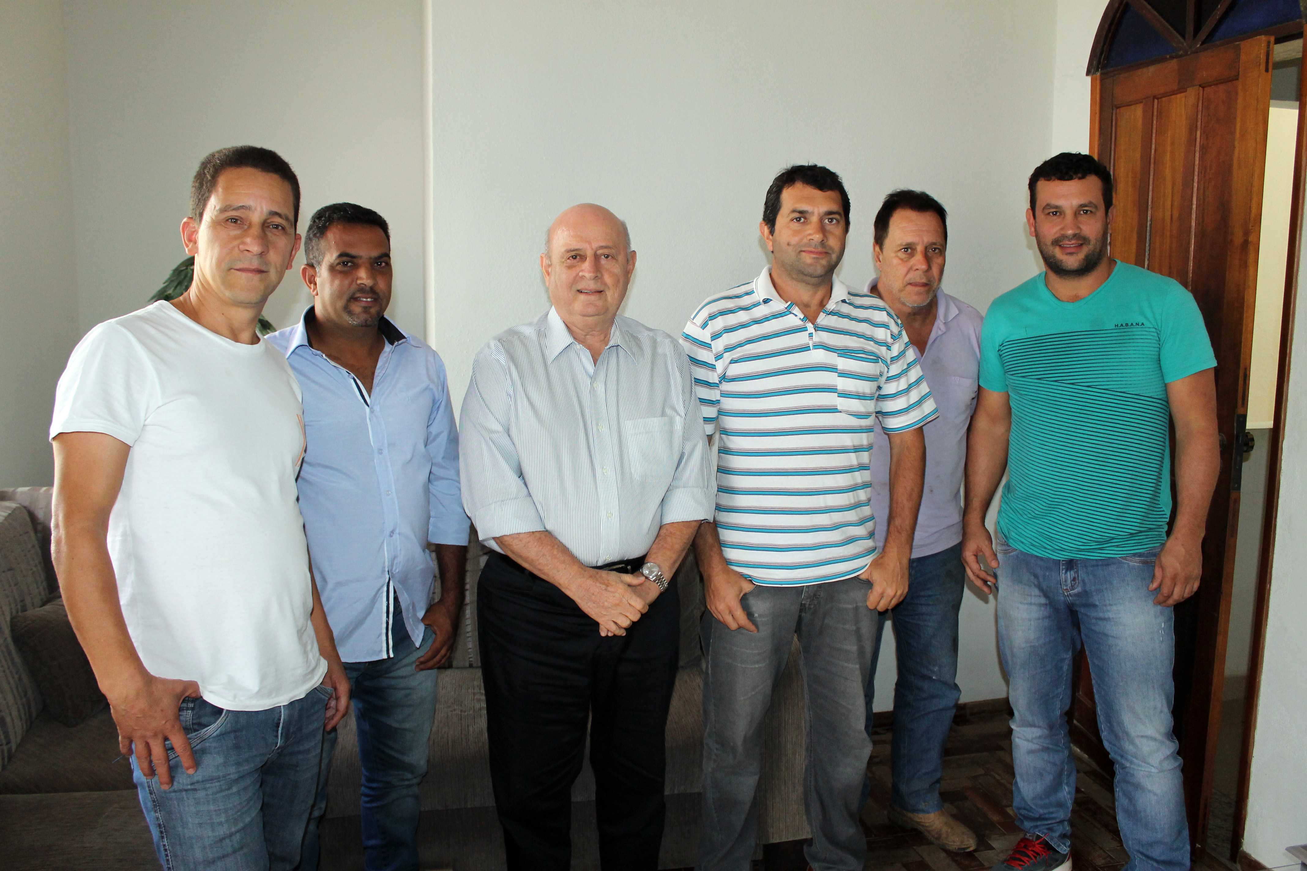 11.05.17 - Braulio Braz se re&uacute;ne com lideran&ccedil;as em Sericita (1).JPG (2.28 MB)