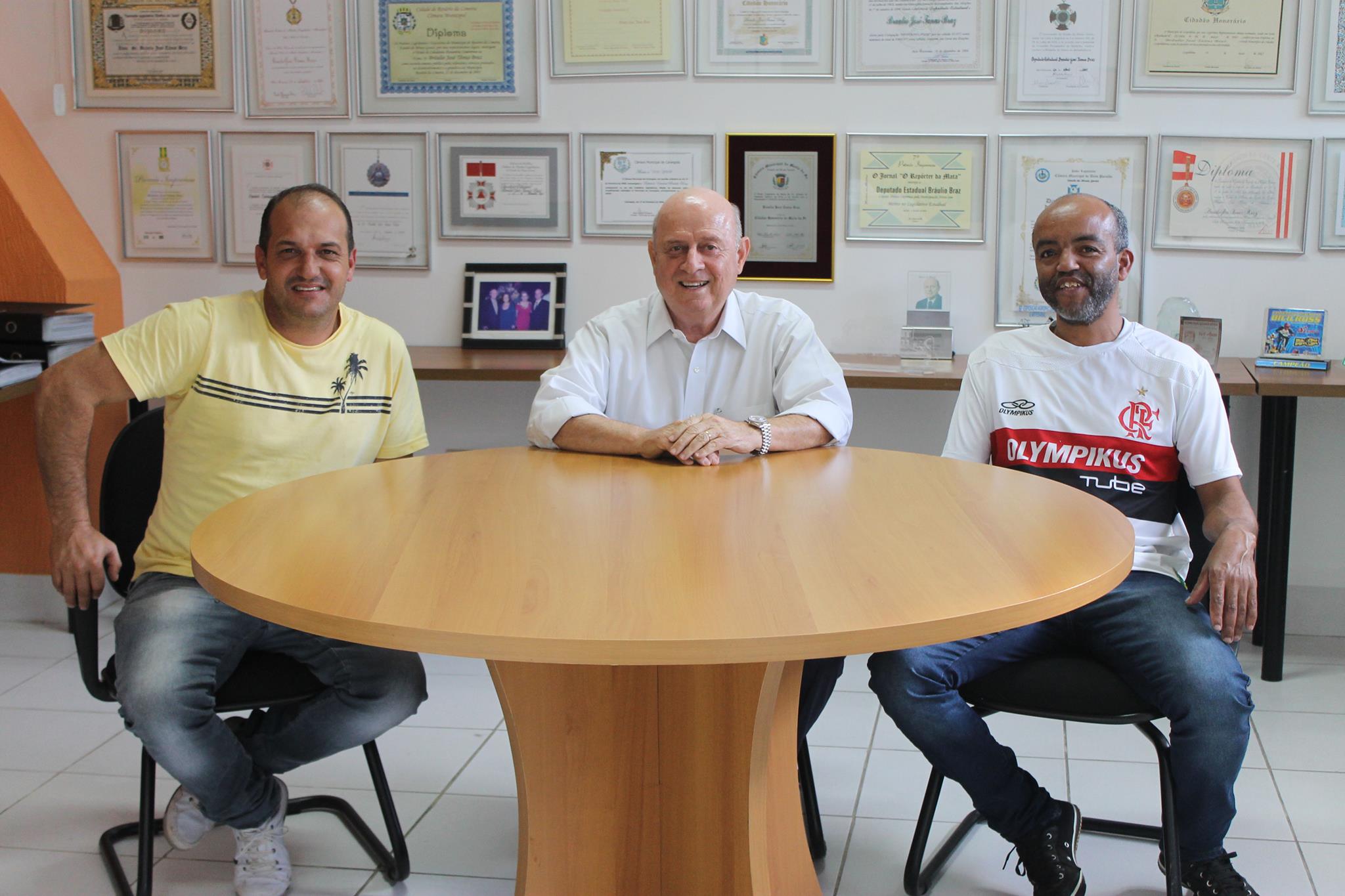 19893866_1365282030215676_221526412_o.jpg (244 KB)