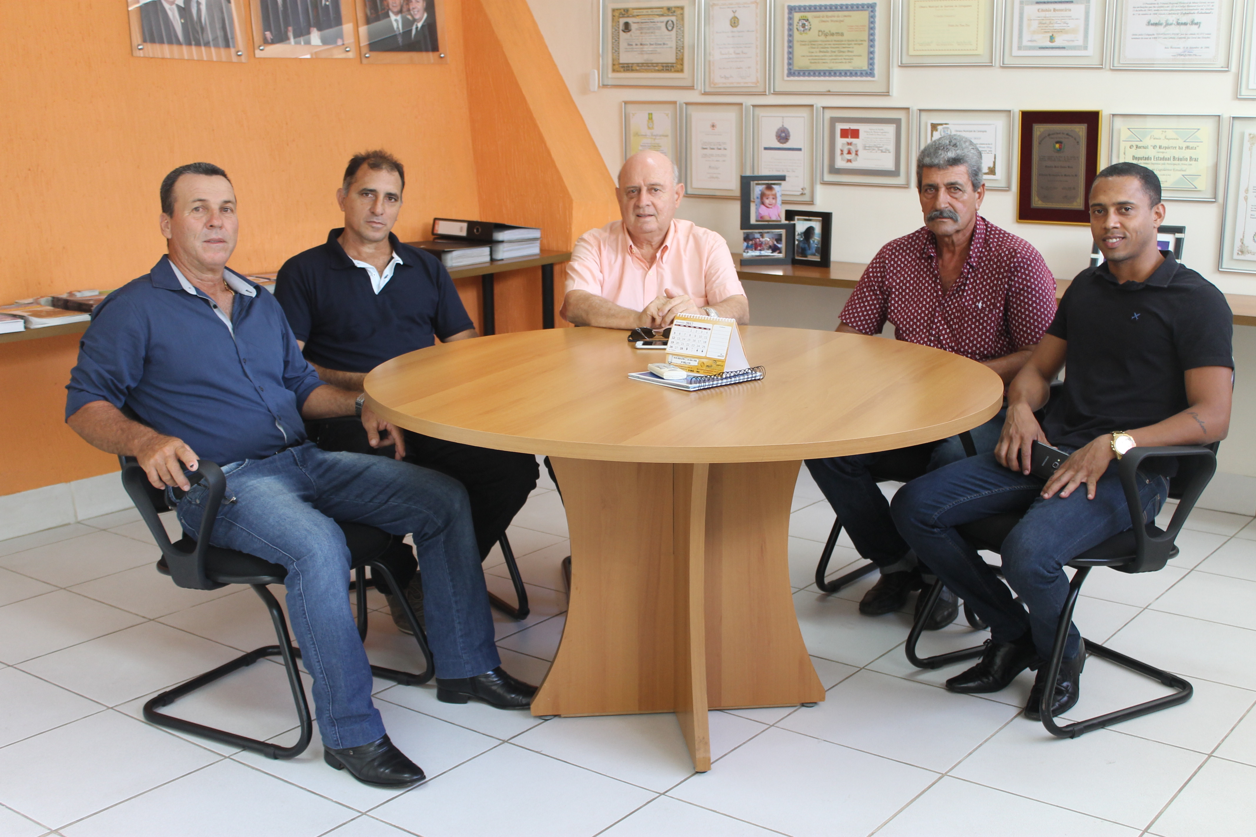 20.02.17 - Braulio Braz recebe vereadores de Bar&atilde;o de Monte Alto.JPG (1.78 MB)