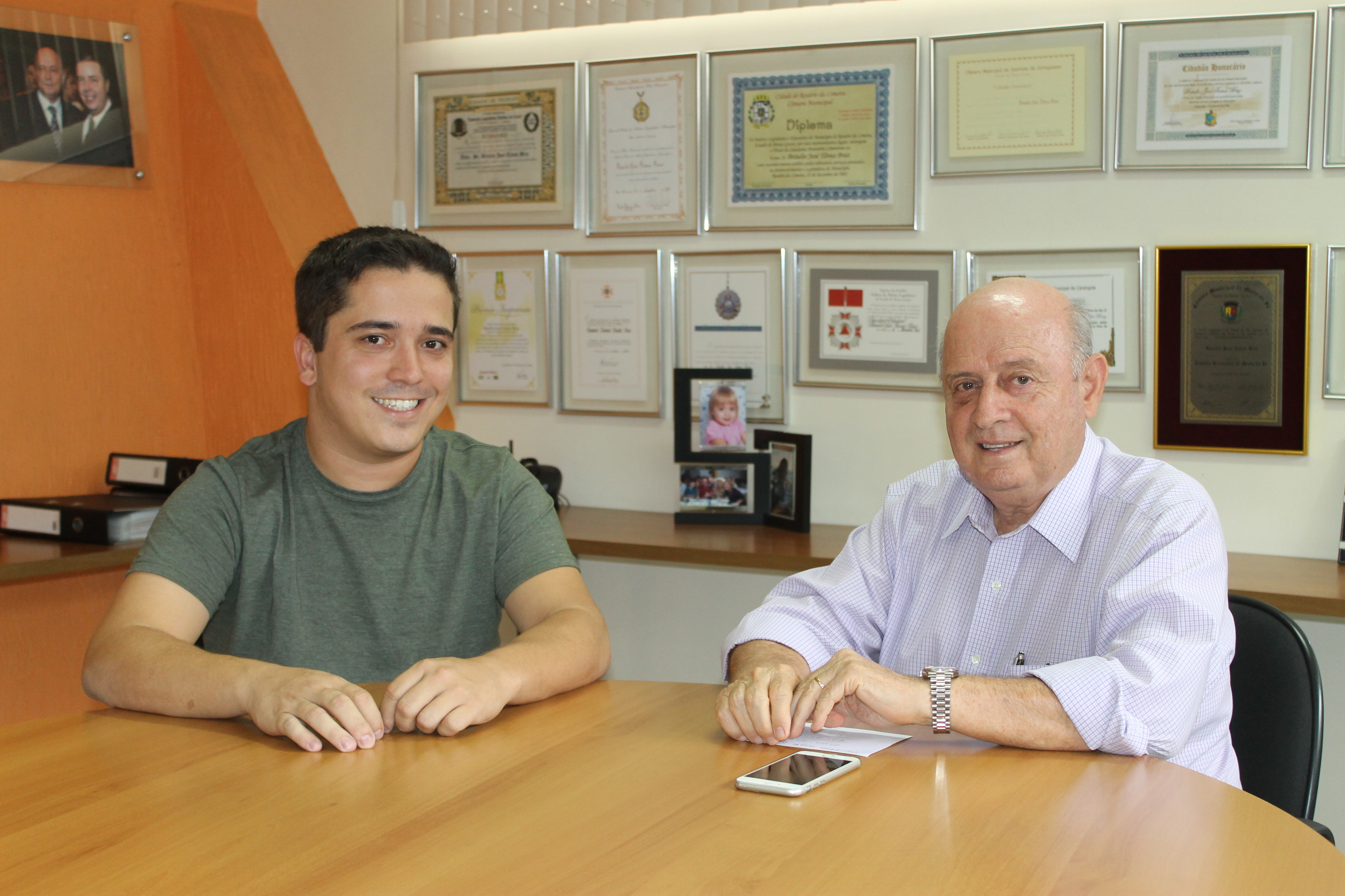 20.03.17 - Vereador de Miradouro apresenta demandas a Braulio Braz.JPG (1.86 MB)