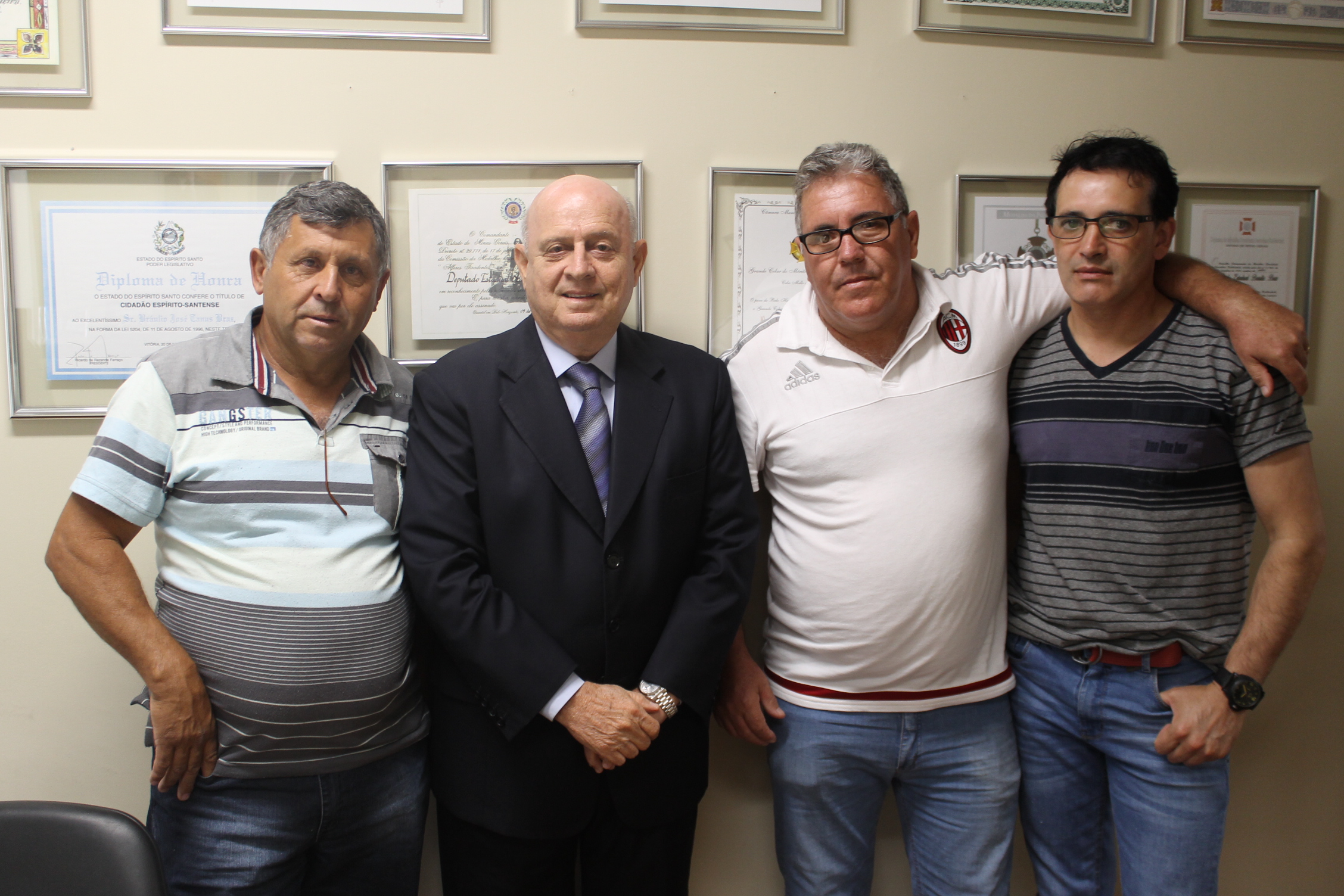 22.02.17 - Deputado Braulio Braz recebe visita de vereadores de Cristina.JPG (1.26 MB)