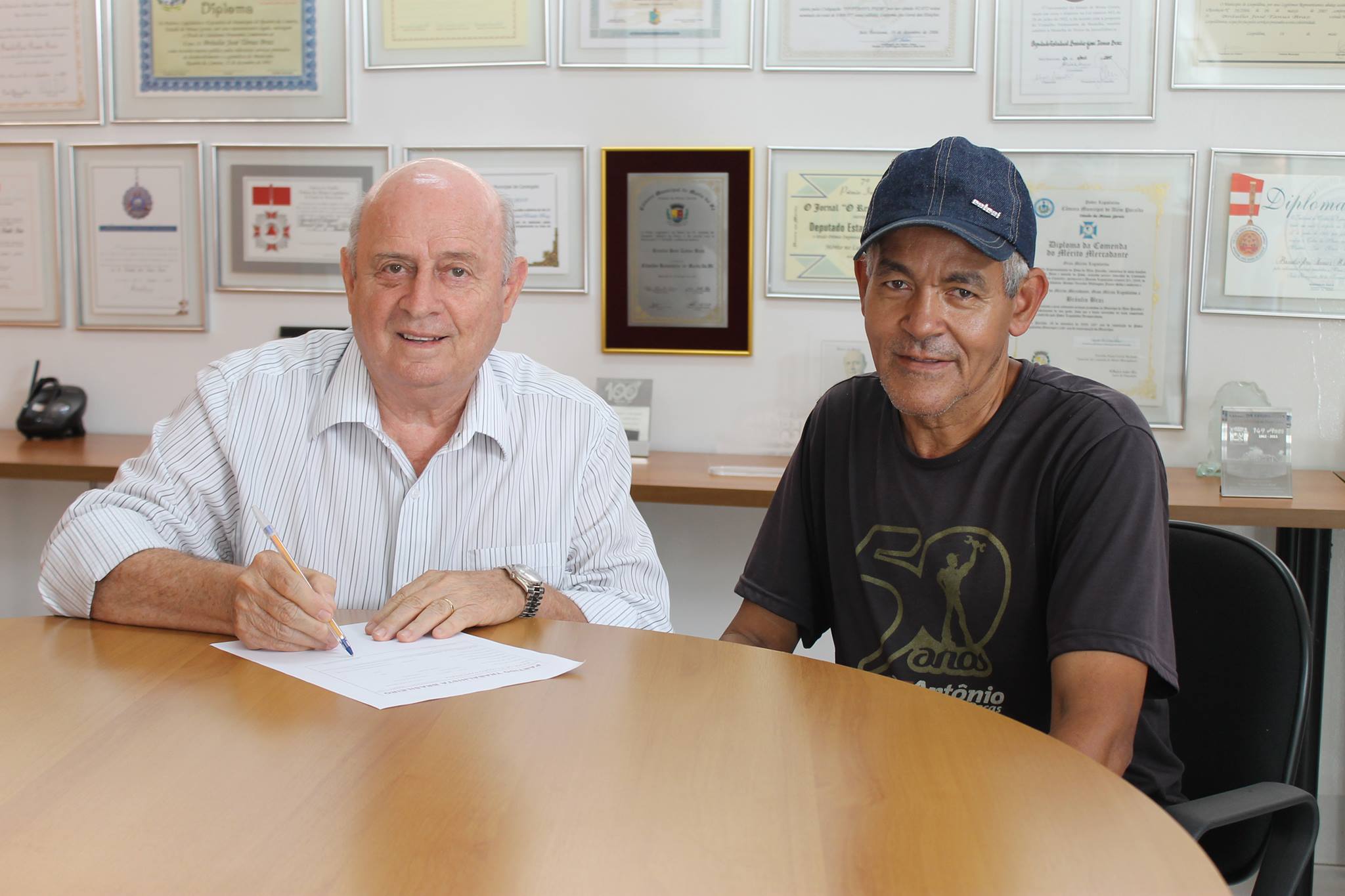 22050492_1432820366795175_808512192_o.jpg (207 KB)