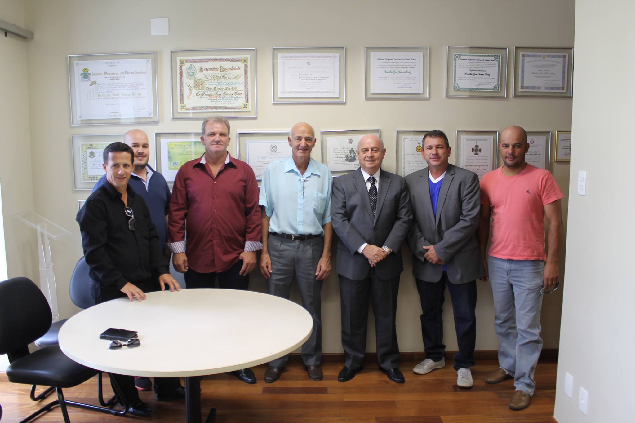 25.04.17 - Prefeito de S&atilde;o Jos&eacute; do Alegre, e lideran&ccedil;as, participam de reuni&atilde;o com Braulio Braz.jpg (186 KB)