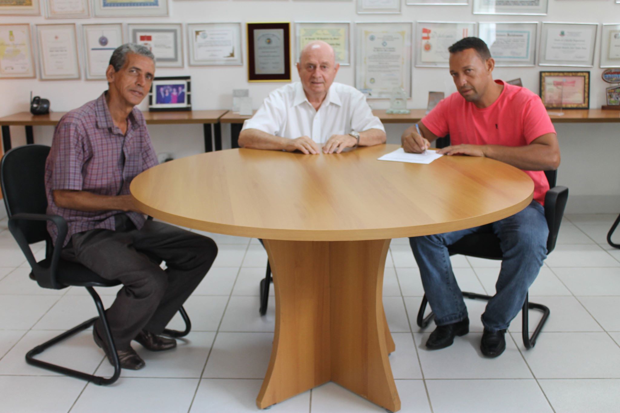 Deputado Braulio Braz incentiva filia&ccedil;&atilde;o ao PTB.jpg (200 KB)