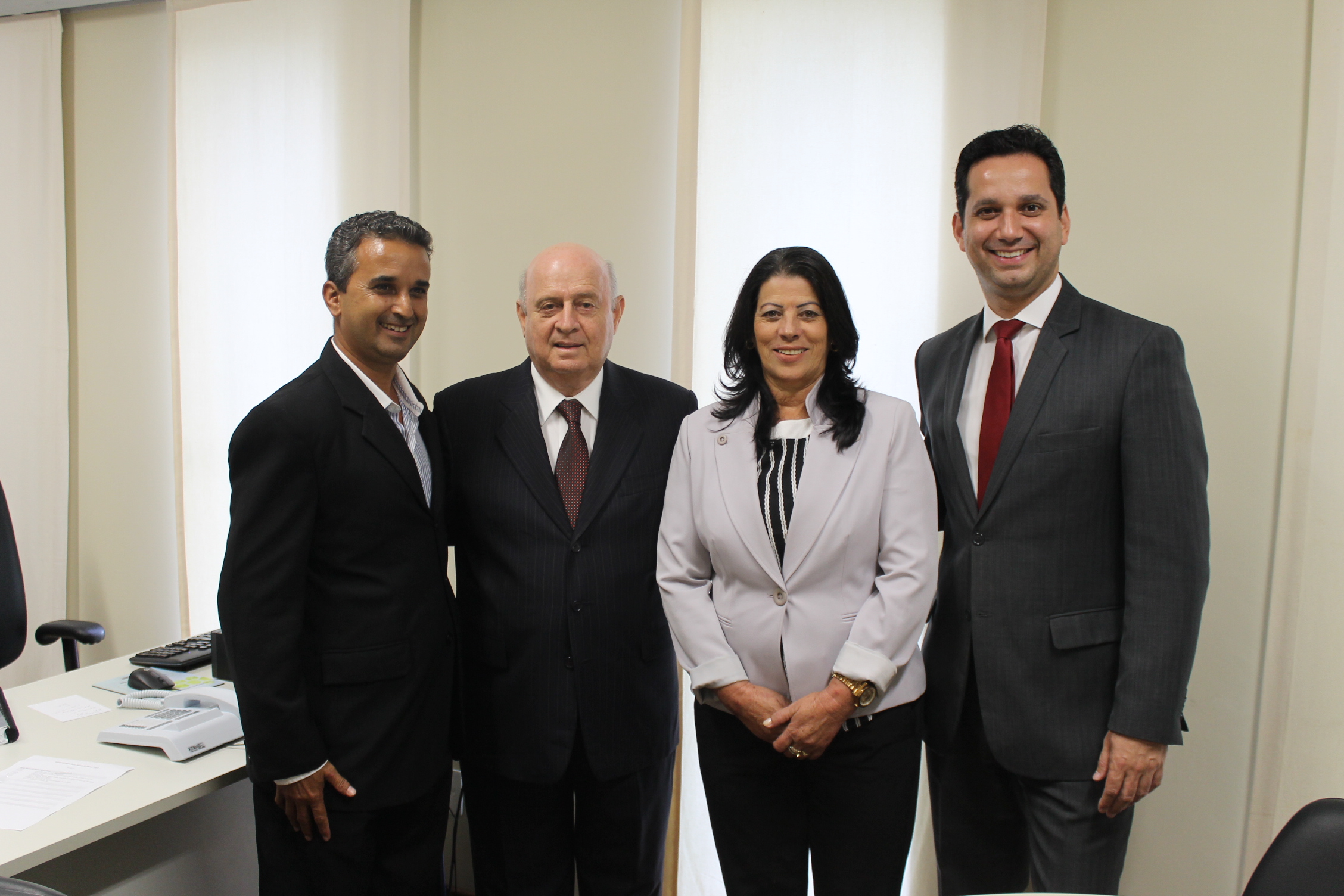 28.03.17- Lideran&ccedil;as de Manhua&ccedil;u visitam Braulio Braz.JPG (1022 KB)