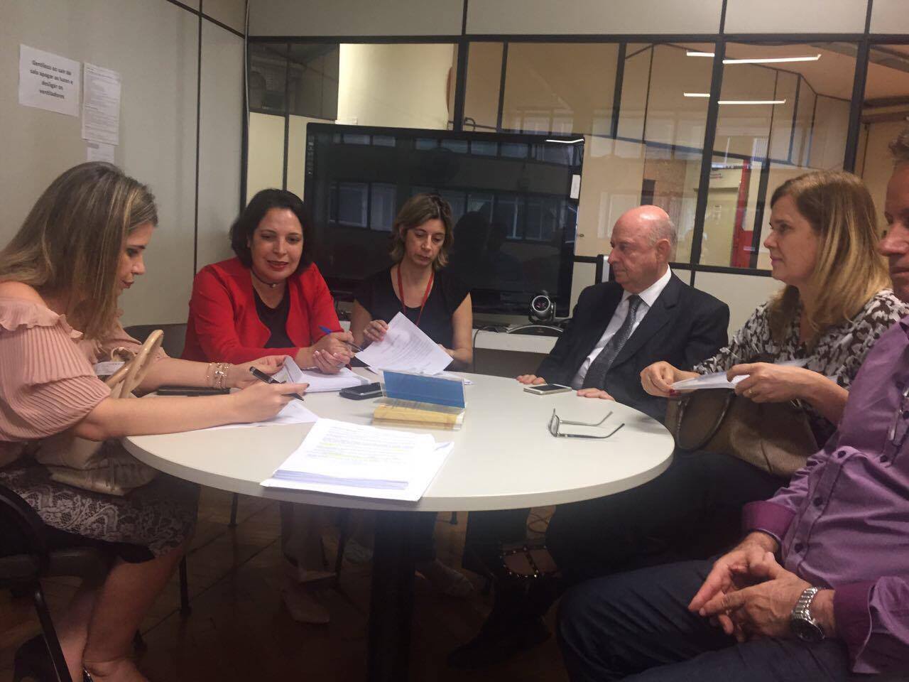 29.05.17 - Braulio Braz participa de reuni&atilde;o que debate a situa&ccedil;&atilde;o financeira do hospital S&atilde;o Paulo, de Muria&eacute; (1).jpg (108 KB)