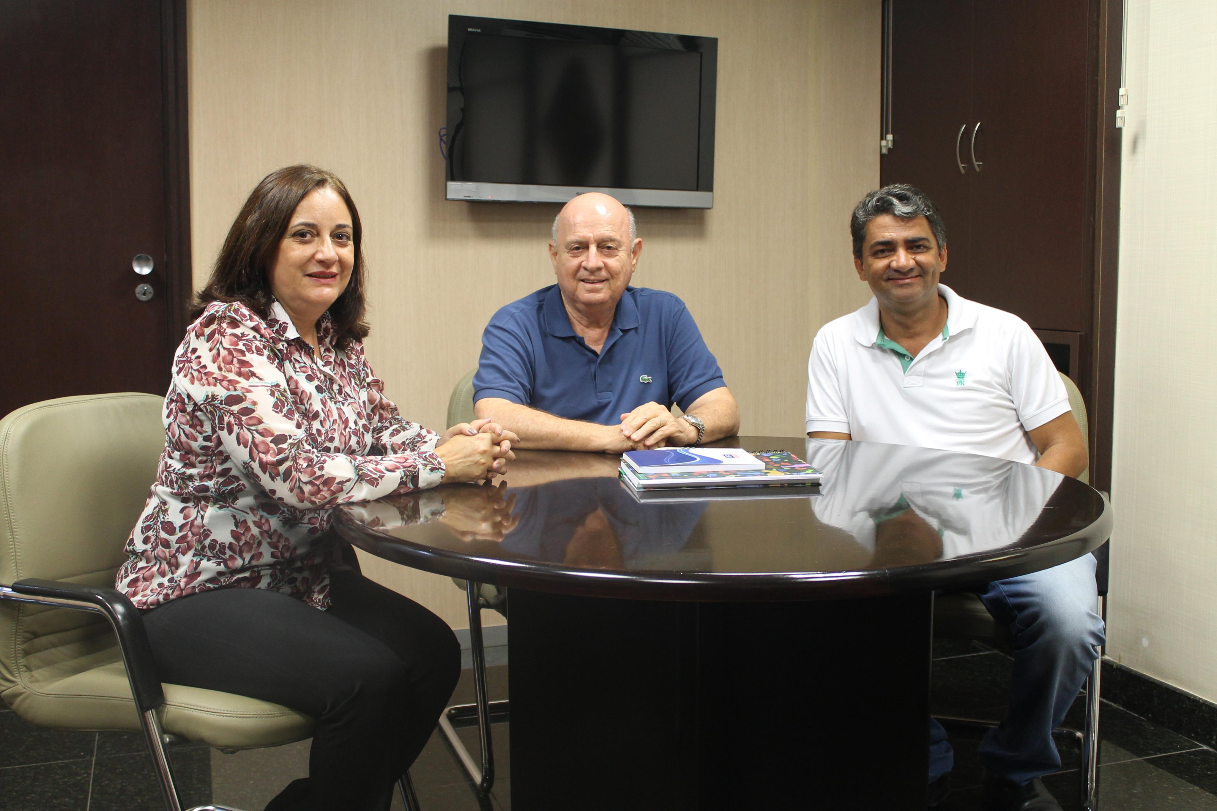 30124732_1631359666941243_1400675855557984256_o.jpg (731 KB)