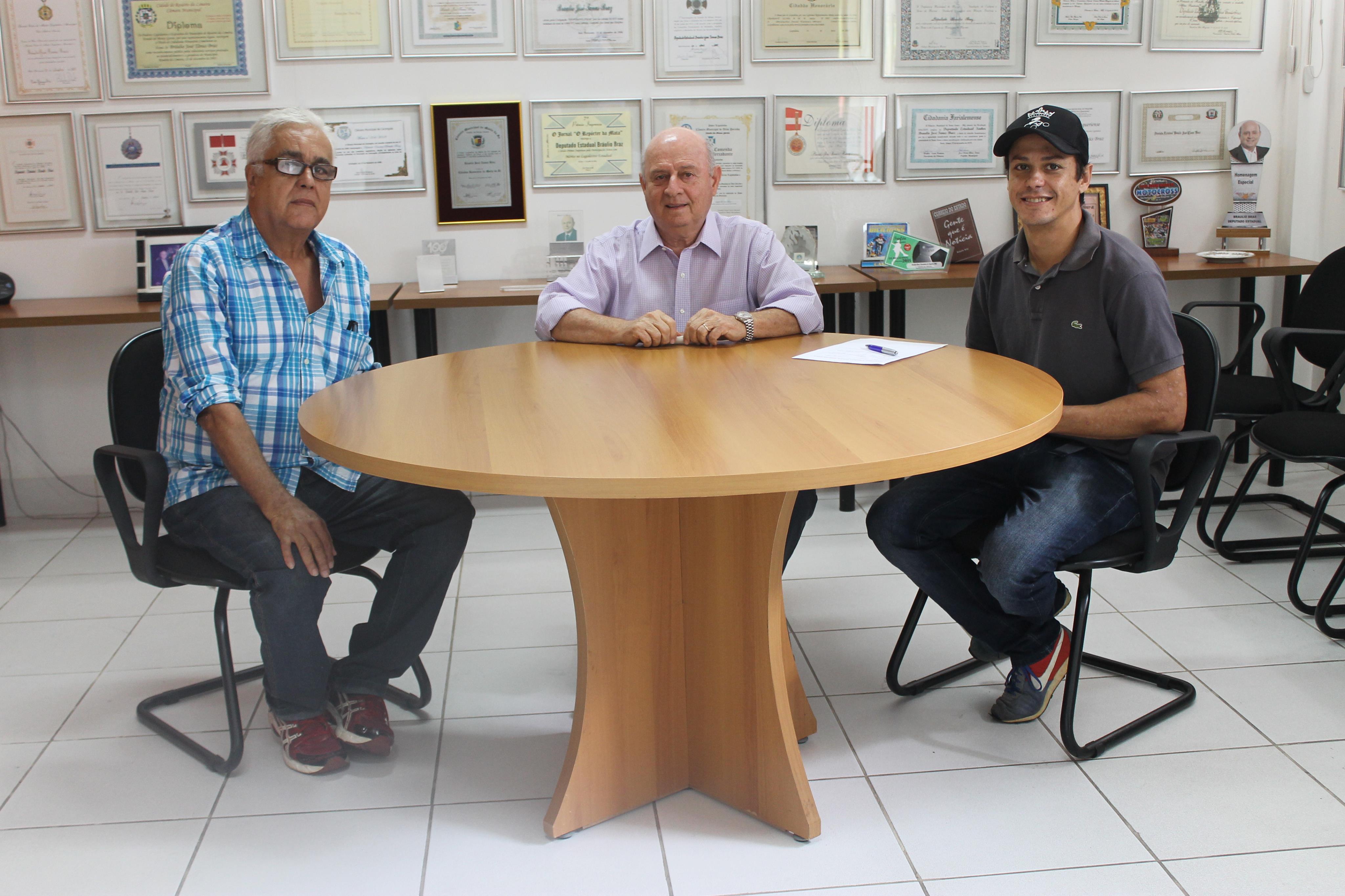 31143694_1648775221866354_1915963057951997952_n.jpg (815 KB)