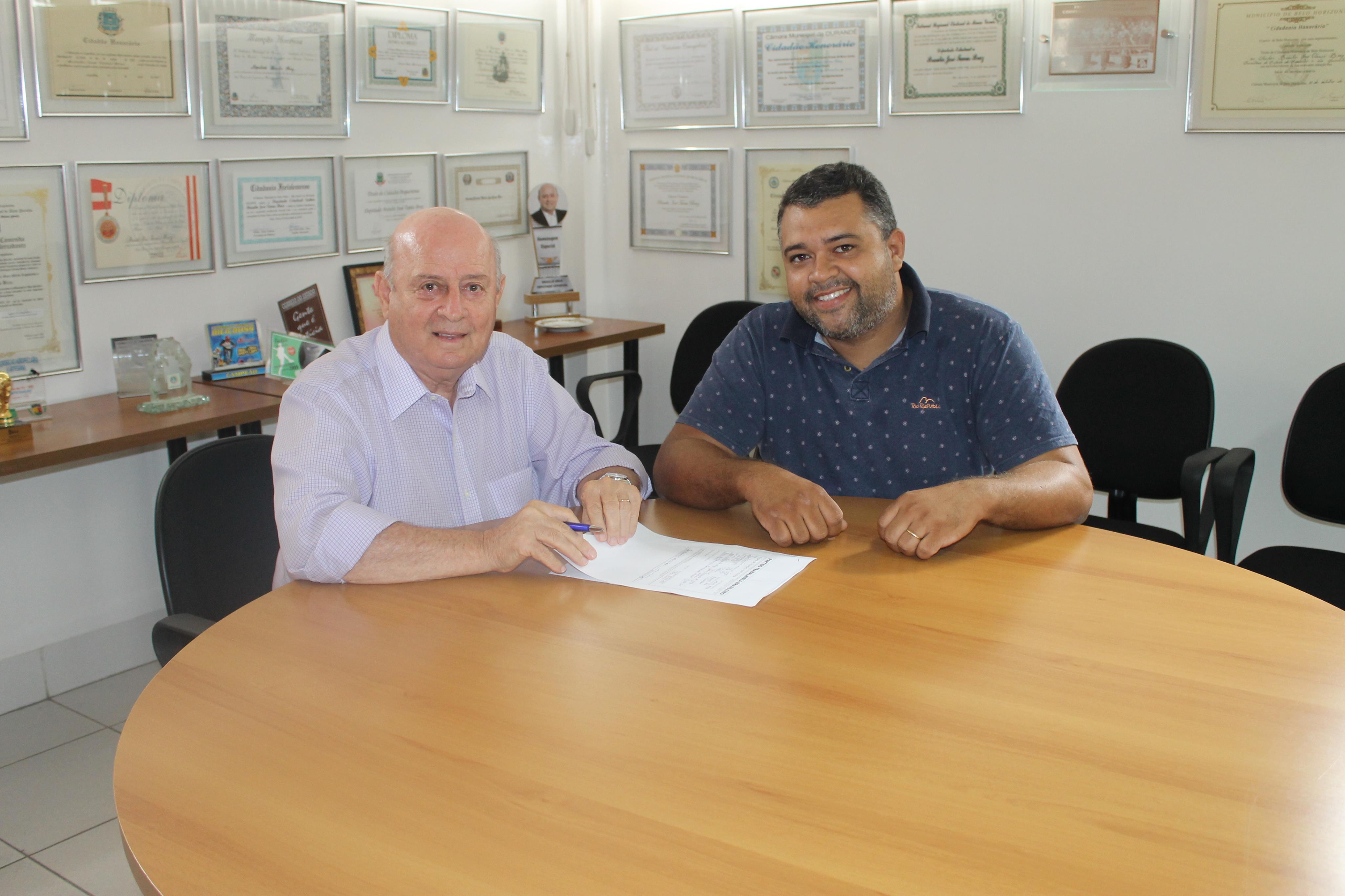 31154213_1648665261877350_7140592105528754176_n.jpg (618 KB)