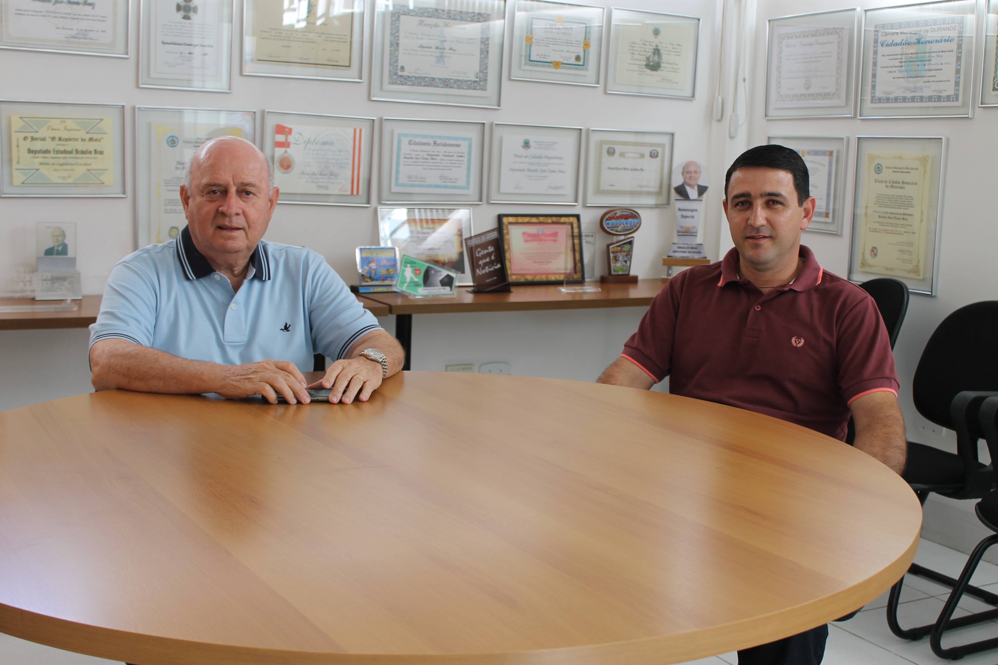 37551977_1760155494061659_4558261912369889280_n.jpg (491 KB)