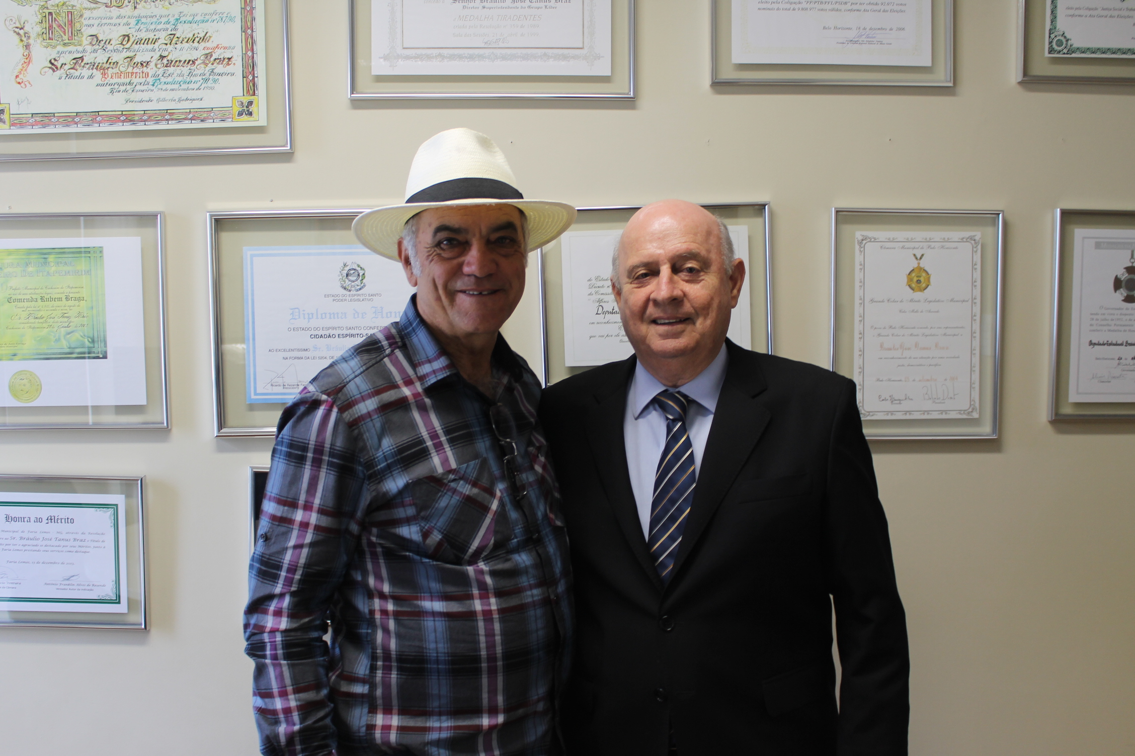 Braulio Braz recebe prefeito de Mantena