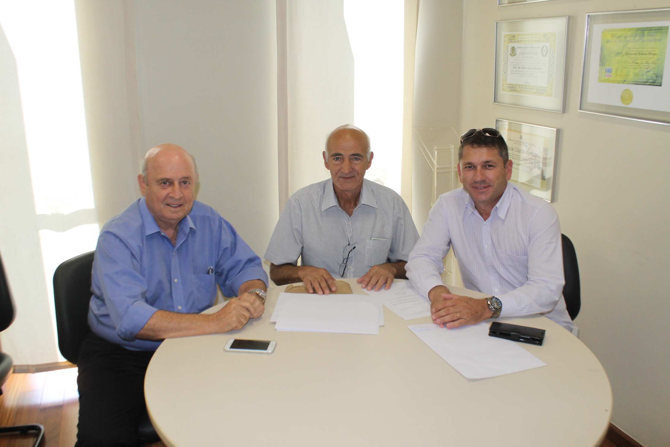 Braulio Braz recebe requerimento para a &aacute;rea da seguran&ccedil;a p&uacute;blica de S&atilde;o Jos&eacute; do Alegre