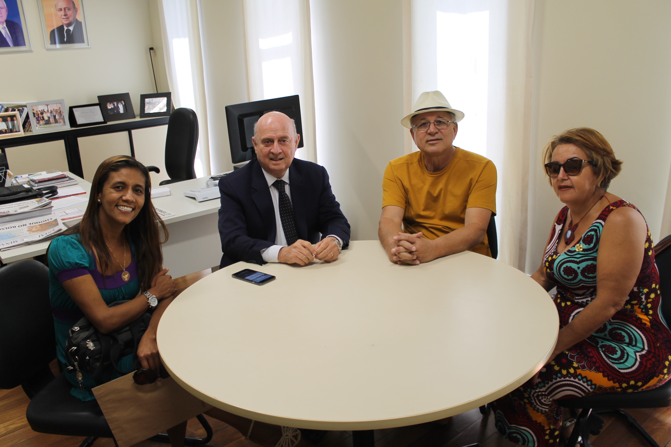 IMG_9932.JPG (1.10 MB)