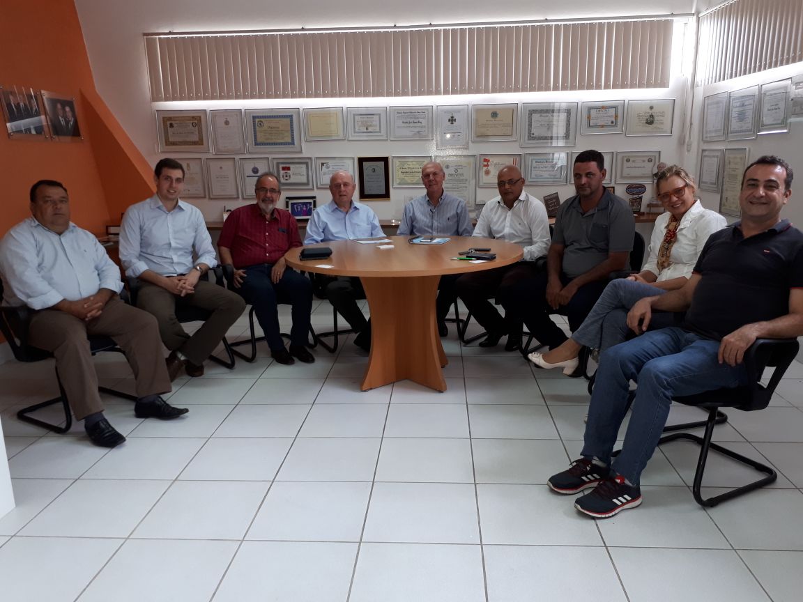 WhatsApp Image 2017-11-10 at 14.48.09 (1).jpeg (124 KB)